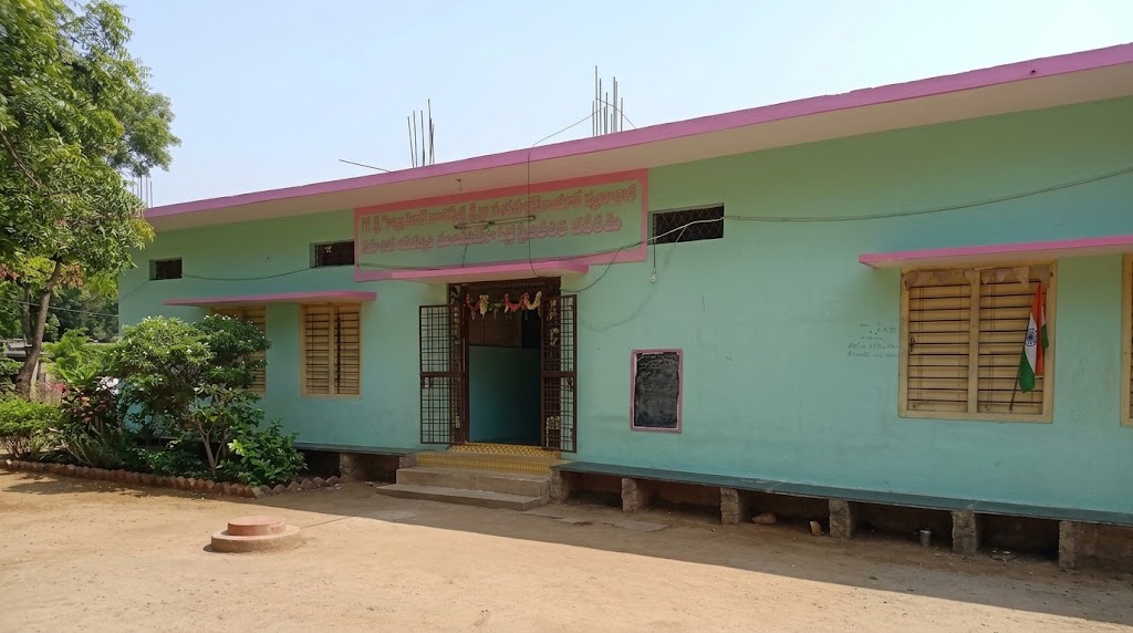 Mahalaxmi Mahila Mandali building or activity